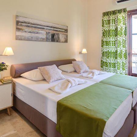 Hotel Chriselen Eleonas Esterno foto