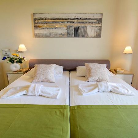 Hotel Chriselen Eleonas Esterno foto