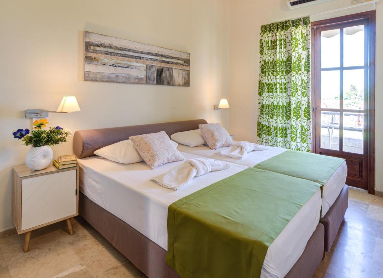 Hotel Chriselen Eleonas Esterno foto