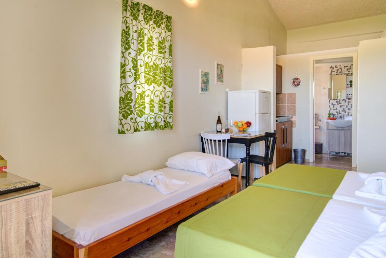 Hotel Chriselen Eleonas Esterno foto